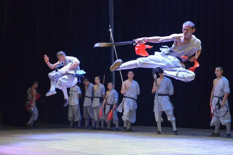 Qinyuegong Theatre Kungfu show
